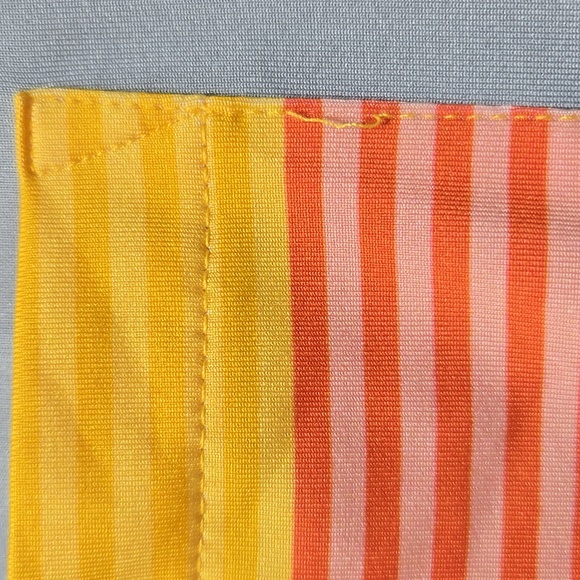 Cat & Jack Short Sleeve  Rash Guard - Picture 5 of 5